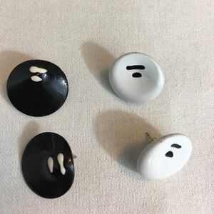 🔥Sale Vintage pair of circular earrings 1980’s